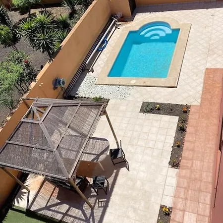 Africa - All You Need Is Pool, Sea & The Sun * 科拉雷侯